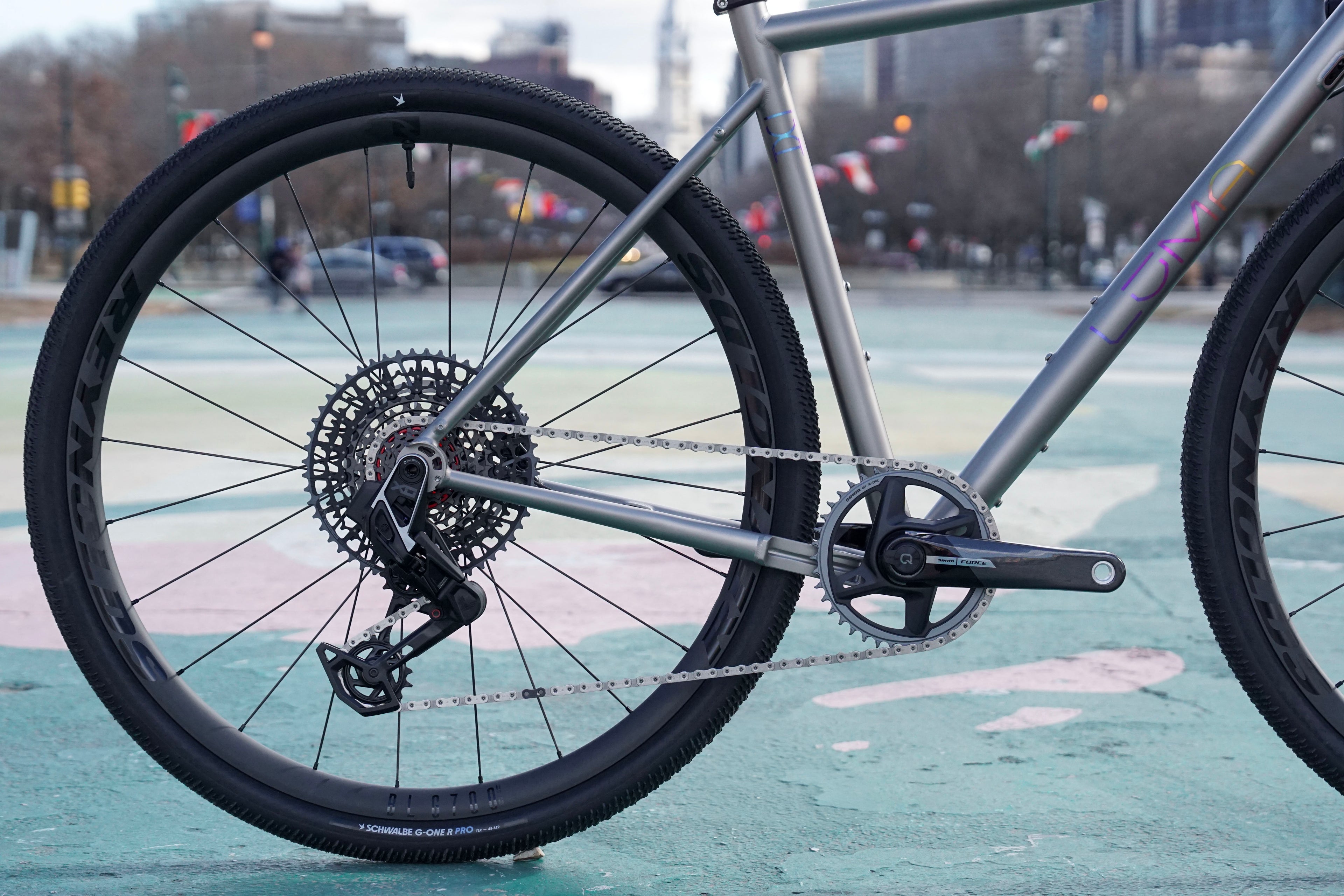 Luma Cycles Meridian Titanium ravel Bike SRAM Force AXS Mullet X0 Transmission