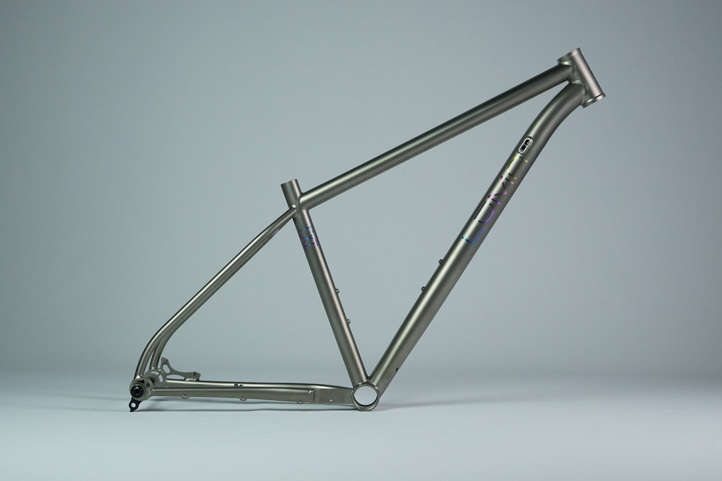 lume en fuego profile lg titanium mountain bike hardtail