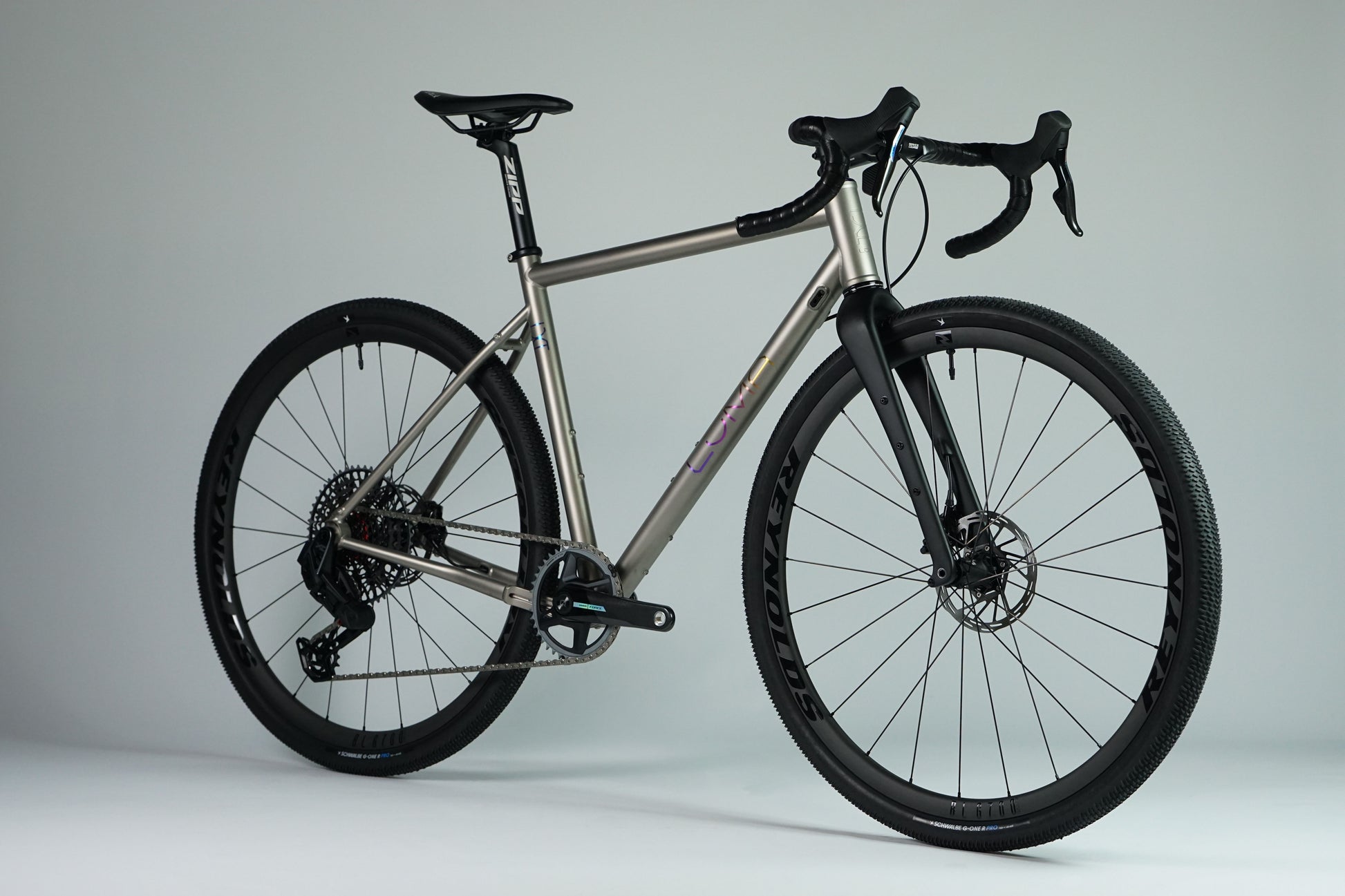 lampe gravel bike Meridian Titanium Gravel Bike – LŪMA Cycles